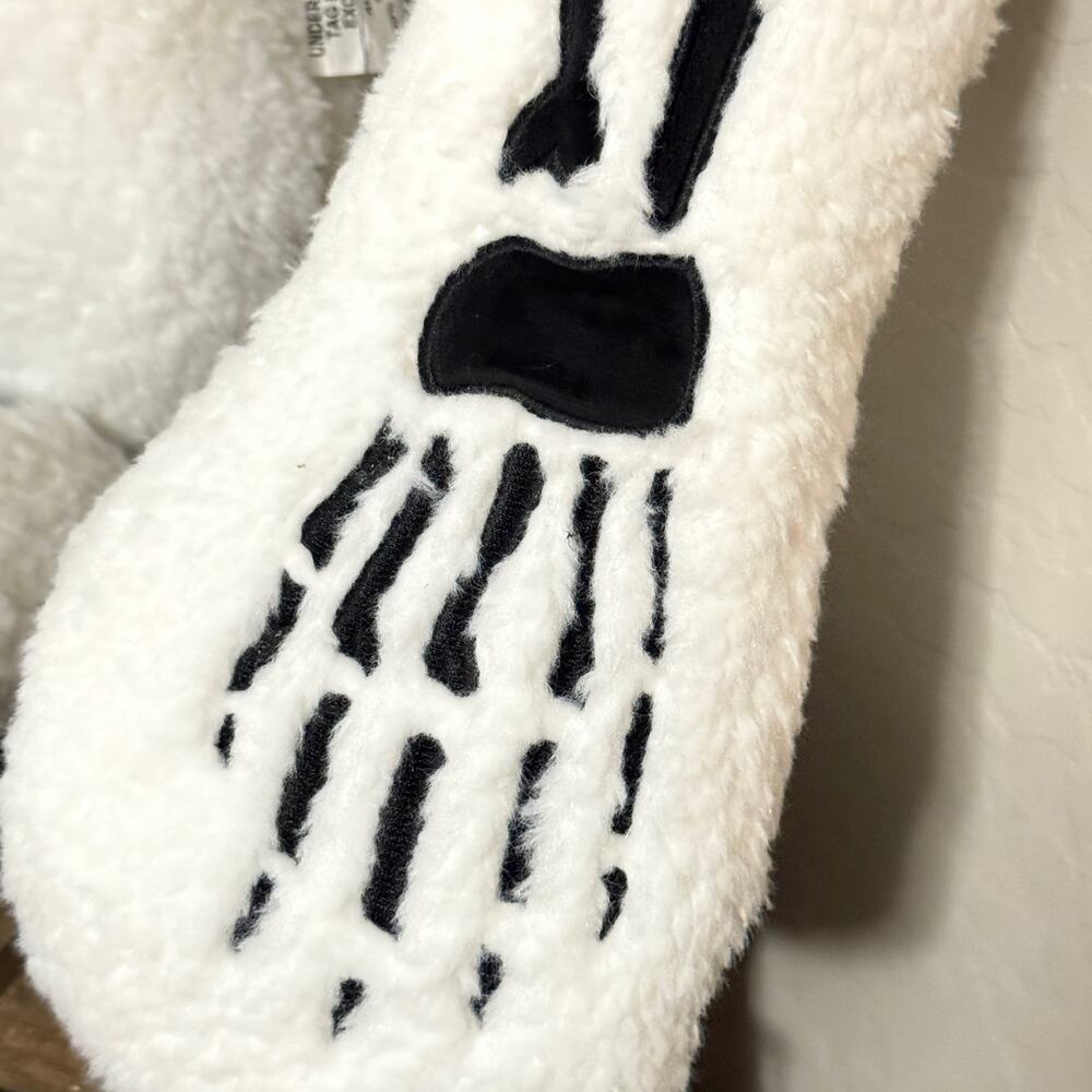 Oversized Plush Skeleton Pillow 5ft Storehouse Life Size XL Halloween Decor New - Picture 5 of 9